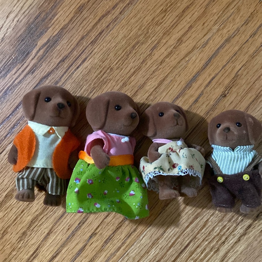 Calico critters chocolate lab family